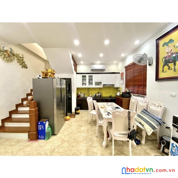 Nhà siêu hiếm quận 10, khu phân lô, đường rộng vỉa hè, 110m2 giá 30 tỷ.