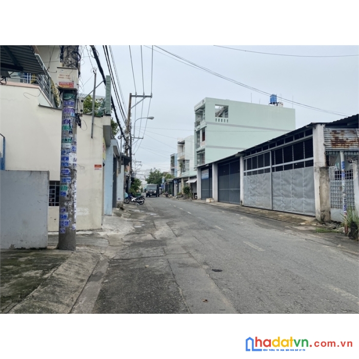 Chỉ 1 căn ra mặt tiền, thu nhập 20 triệu/tháng, 140m2 lê trọng tấn