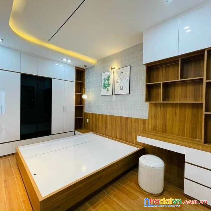 Nhà hẻm 4m, bành văn trân, 4.2 x 13m, 3 lầu, 8.6 tỷ, tân bình