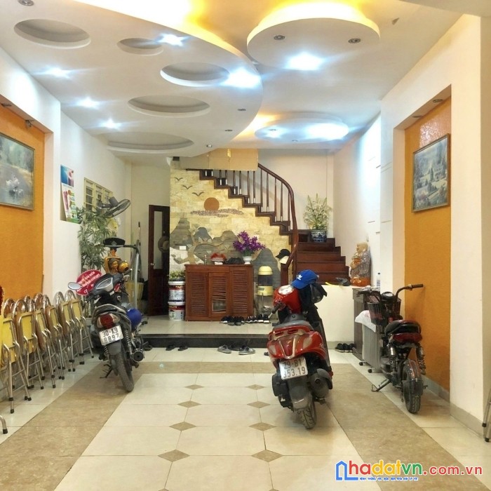 Nhà nguyễn trãi - view sân chơi - thoáng mát vô cùng - 30m - nhỉnh 3 tỷ