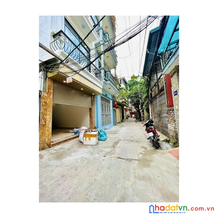 3.5 tỷ - nhà đỉnh nguyễn khang - cho thuê ra tiền - chính giữa cầu giấy - 30m2 - 5 tầng 

