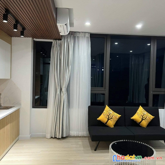 Bán tòa ccmn phố lê quang đạo 65m 7 tầng. mt4m. dt hơn 700tr/năm. thang máy, gần oto. 12 phòng kín