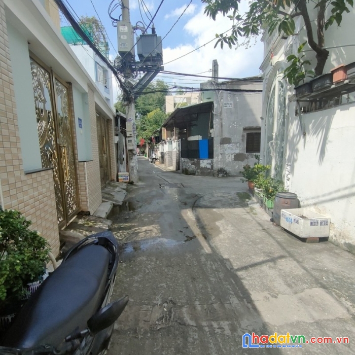 Bán nhà hẻm xe hơi 72m2 chỉ 2 tỷ 7 tân chánh hiệp quận 12.