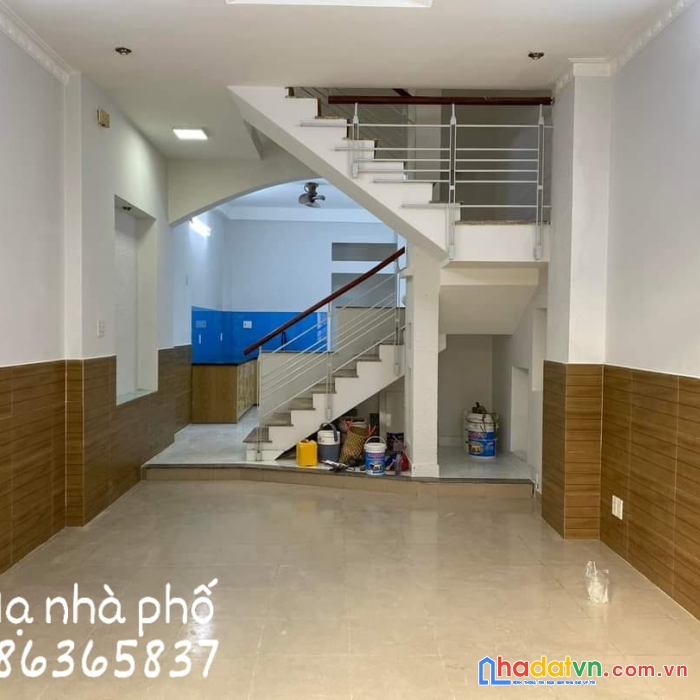 H205tb - hxh nhà 3 tầng - cách mt trương công định 25m - trung tâm bàu cát sầm uất - kd đa ngành