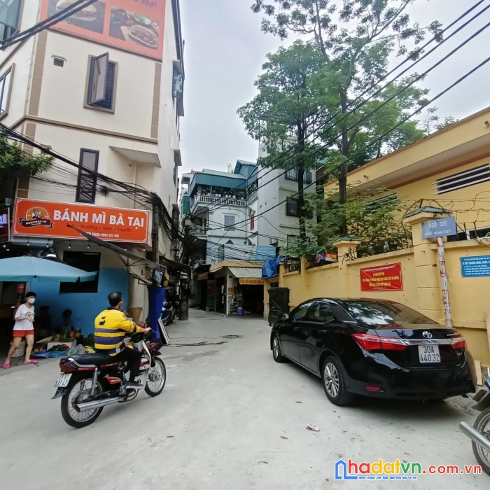 Bán nhà phố vĩnh hưng, 38m - 5 tầng - 3 ngủ- ô tô đỗ cổng 3.18 tỷ