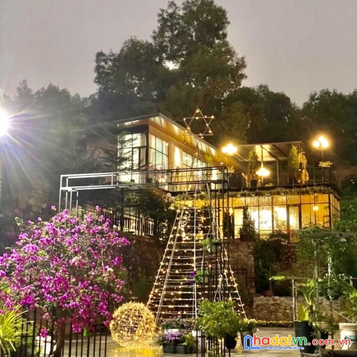 Bán khuôn viên nghỉ dưỡng đang hoạt động tại phường thái bình, thành phố hoà bình 1ha giá 1x tỷ .