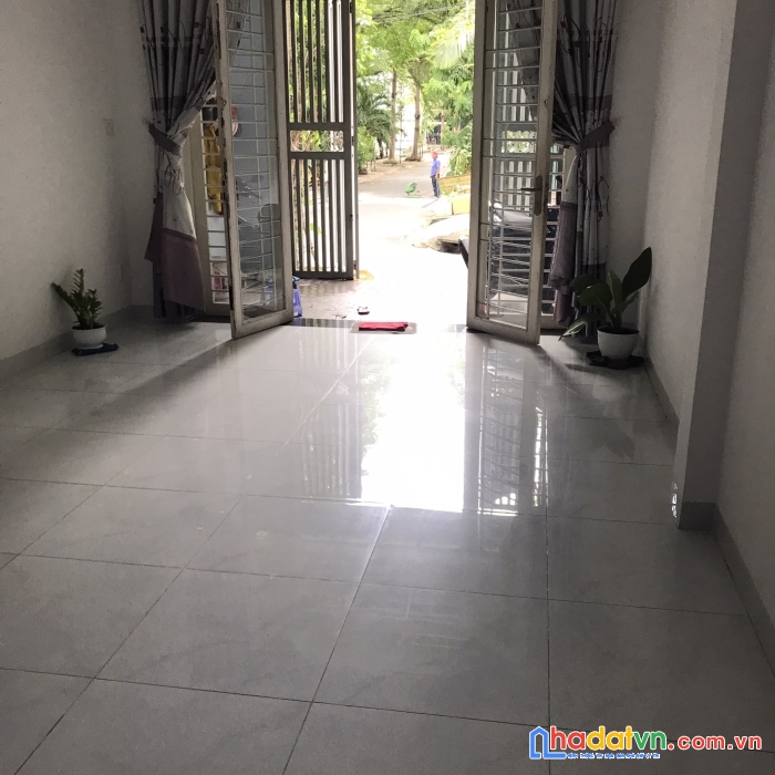 Cho thuê nhà  đường số 18 kdc thành uỷ, gần gigamall