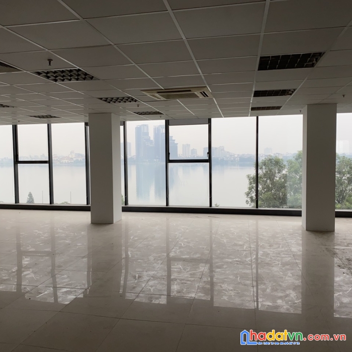 Chính chủ cho thuê mặt bằng tầng 6, 7 toà nhà view hồ tây