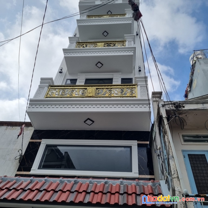 .bán nhà đường gò xoài (4mx17) đúc lửng +4 tấm  giá 7,8 tỷ