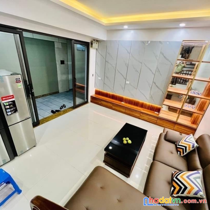 Nhà thái hà , hàng kịch độc , 40m2 x 5t , nhỉnh 5 tỷ