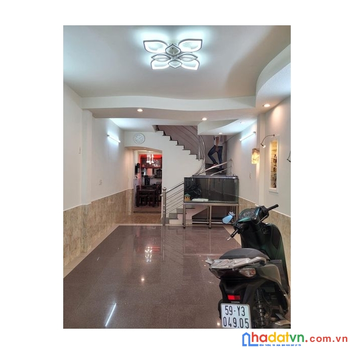 Chủ cần bán nhà trần văn quang,p10, q tân bình.dt 52m 2, 3 lầu , chỉ 5.8 tỷ