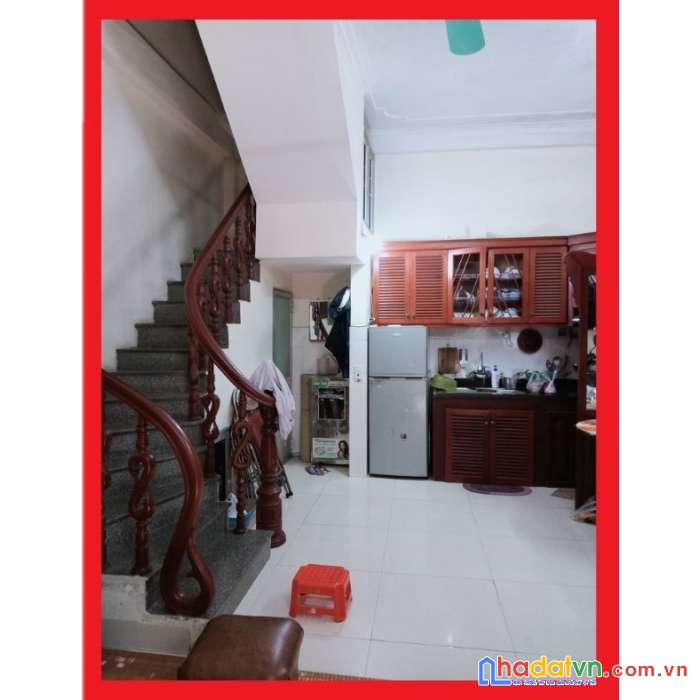 Hiếm lê trọng tấn p lô góc, 2 mặt thoáng sáng, ô tô đỗ, dt36m2 x 4t, mt4m, 2.4 tỷ.