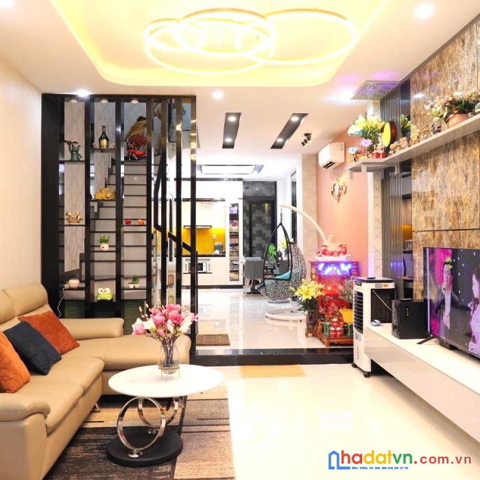 Hxh cạnh mt, 4 tầng kinh doanh sầm uất vườn lài tân phú, 70m2 chỉ 4 tỷ hơn, tặng nt.