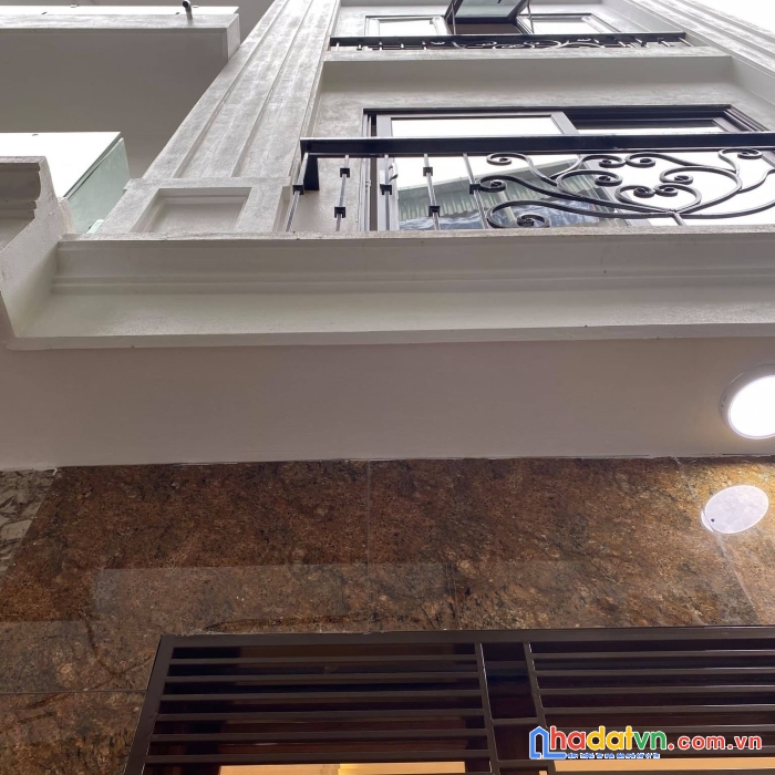 Bàn nhà phú diễn, ngõ ô tô đỗ cửa, 40m. 4 tỷ 5