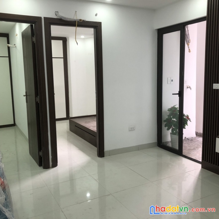 Bán căn hộ h2 khâm thiên, xã đàn, đủ đồ 52m, 1.2tỷ