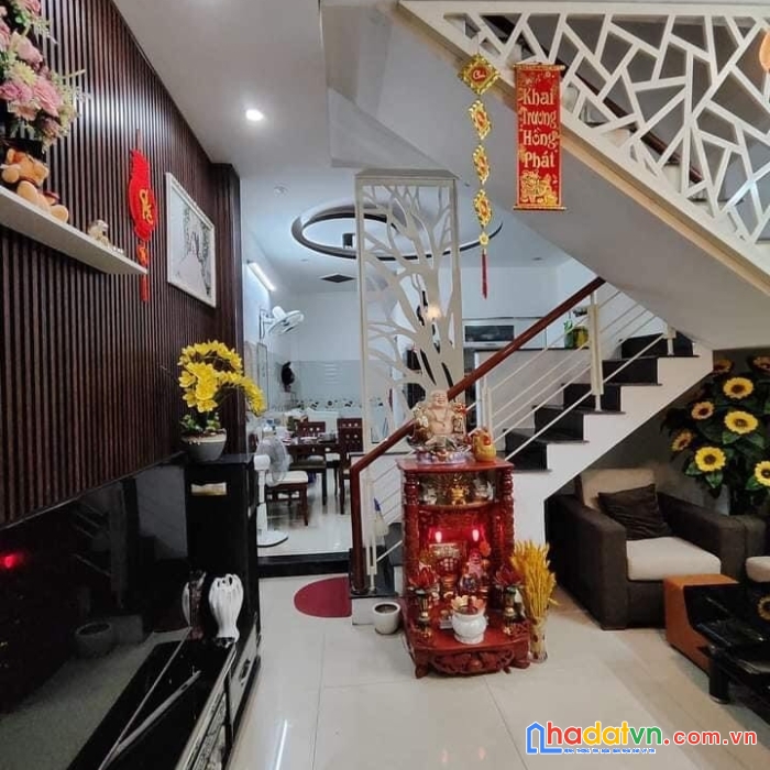 Nhà trưng nữ vương  nguyễn tri phương, kiệt 3m, 40m2, 3 tầng