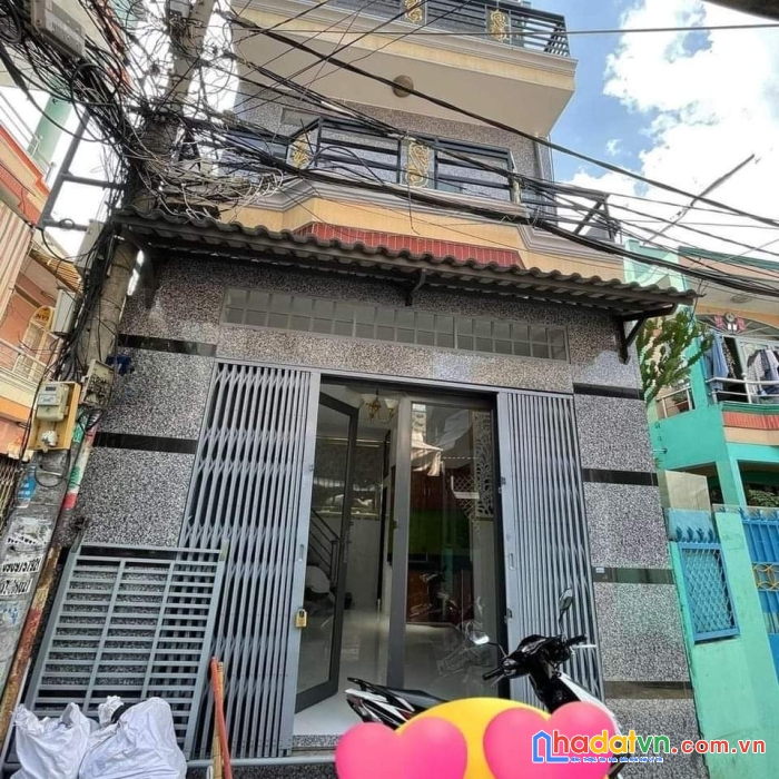 Trung tâm quận 6, 2mặt tiền hẻm xe tải,  gần chợ bình tiên, minh phụng, hậu giang,  nhà rất đẹp