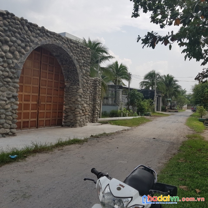 Cần bán nhà vườn xã trung lập hạ huyện củ chi