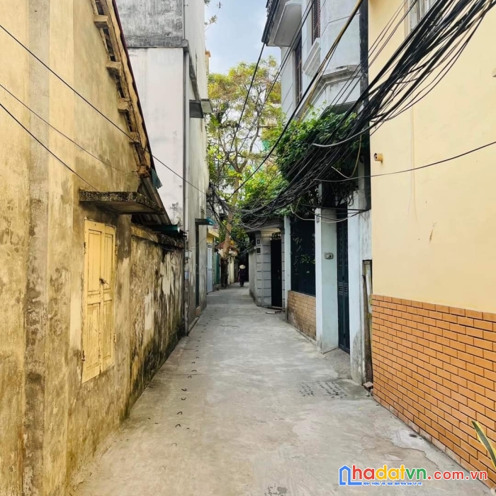 Bán nhà ngõ 158 ngọc hà ba đình.42m2, 5 tầng, mt.12m. giá 4.35 tỷ.