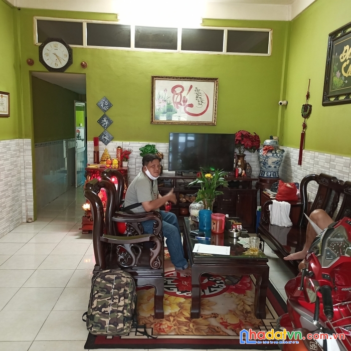 Nhà hẽm xe hơi 5m ra đường hoàng sa. nhà quận 3 giá quận phú nhuận.