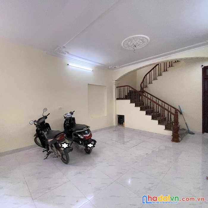 Siêu phẩm ngô thì nhậm ô tô vào nhà 63m2, mt 5m, chỉ 4,4 tỷ.lh: công 0931706698