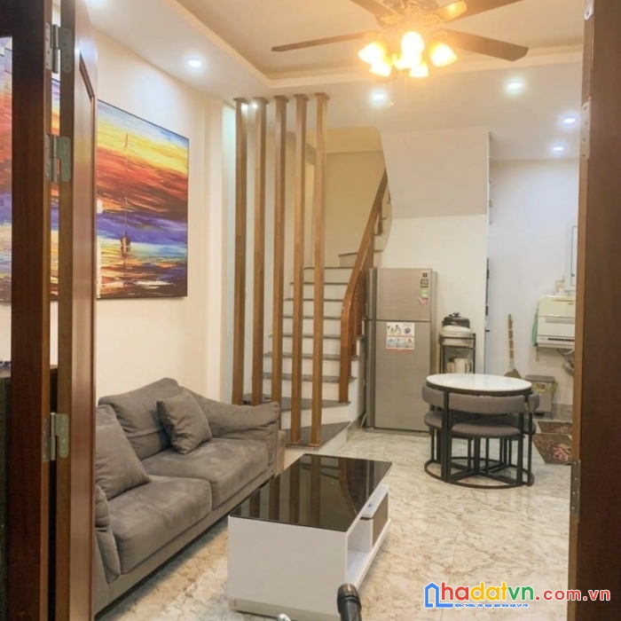 Bán nhà phố nguyễn sơn nội thất đẹp long lanh, ô tô đỗ cửa, diện tích 33m2, giá nhỉnh 4 tỷ