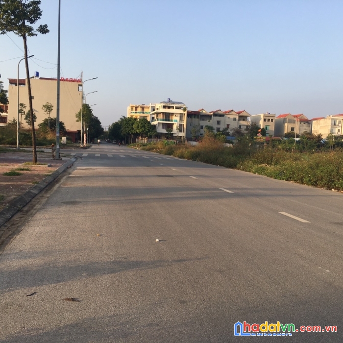 Bán ngay lô đất tại trục quán gió, gàn chợ tt huyện thuận thành, bắc ninh