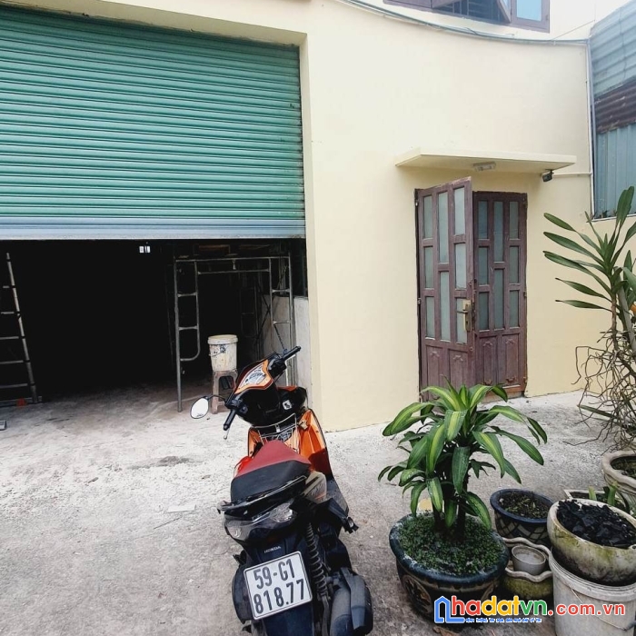 Cho thuê xưởng 400m2 gần trần văn mười, đường xxt6, cho nhà văn phòng, bếp ăn..v.v.