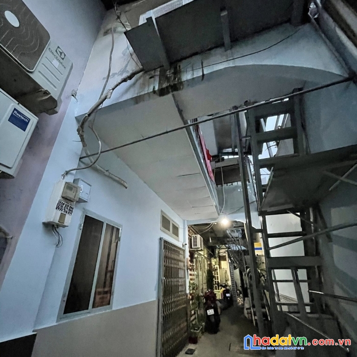 Hot hot - nhà trung tâm q.1, trần đình xu, dtsd 60m2 chỉ 4tyxxx