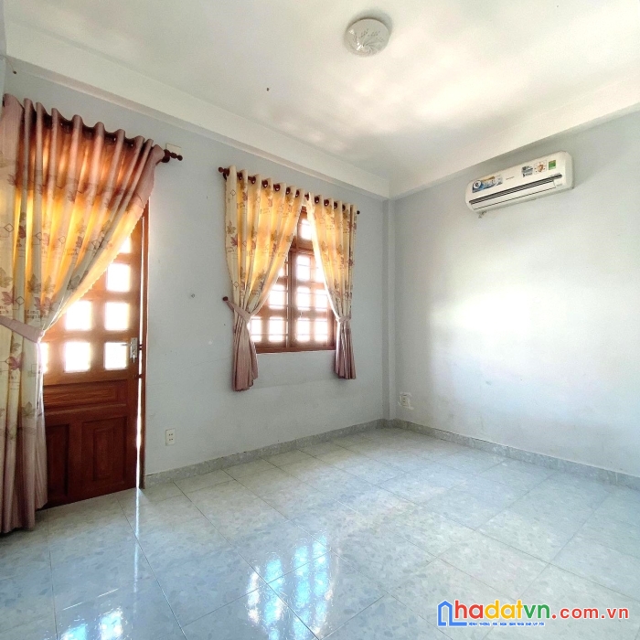 5 tỷ hơn nhà đẹp vừa ở vừa kinh doanh lũy bán bích 62m2 tân phú 4 tầng đúc btct,