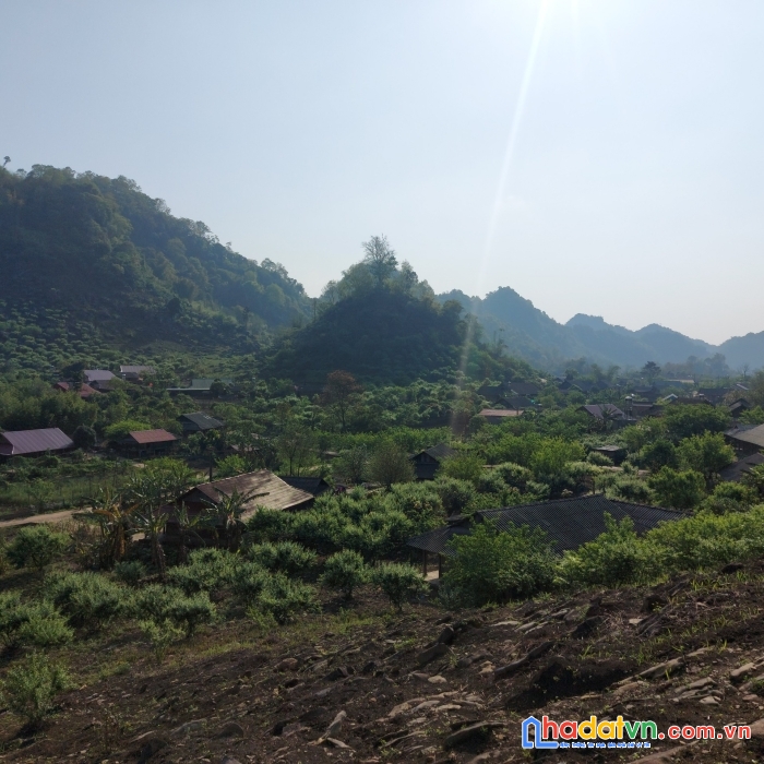  bán lô đất gần khu cầu kính bạch long ,mộc châu ,sơn la
