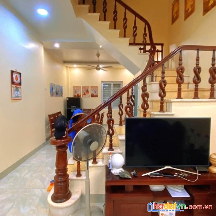 Bán gấp nhà tân quý, tân phú 70m2 giá 4.8 tỷ tặng nội thất