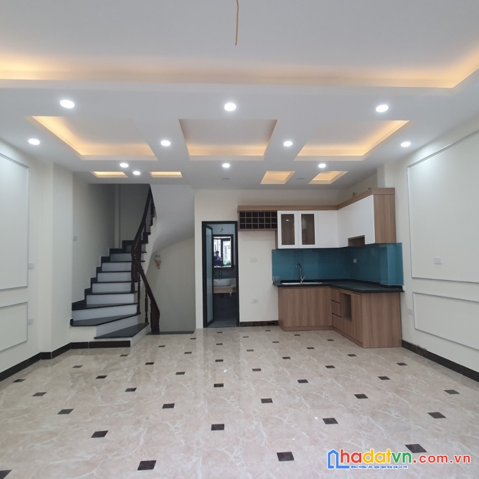 Bán gấp nhà đàm quang trung, long biên, 45m2*5t, giá 3,55 tỷ, nhà đẹp mới gần cầu vĩnh tuy