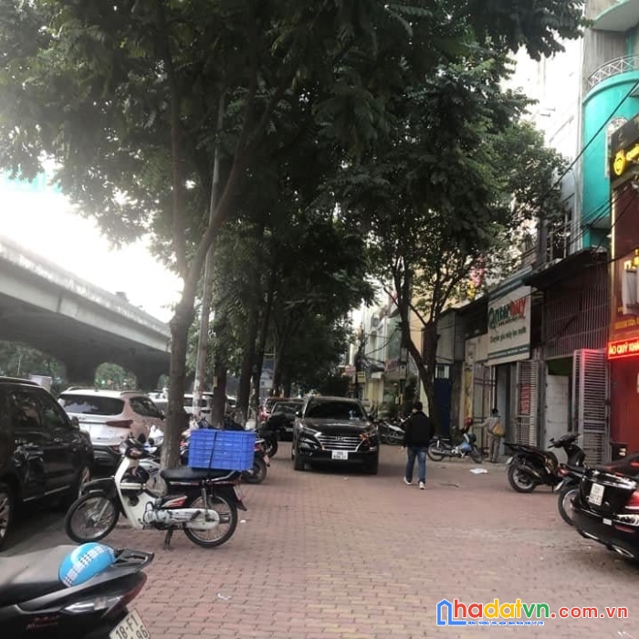 Bán nhà mặt phố khuất duy tiến nhân chính thanh xuân kinh doanh nhỉnh 300 triê/m2.