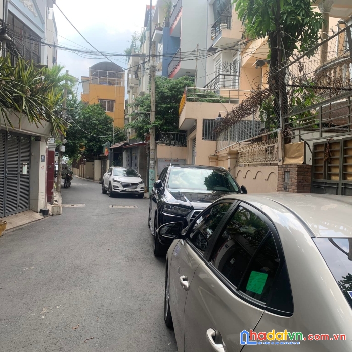 Bán biệt thự 2 mt chính chủ lâu đời, yên thế, tân bình. giá 32 tỷ