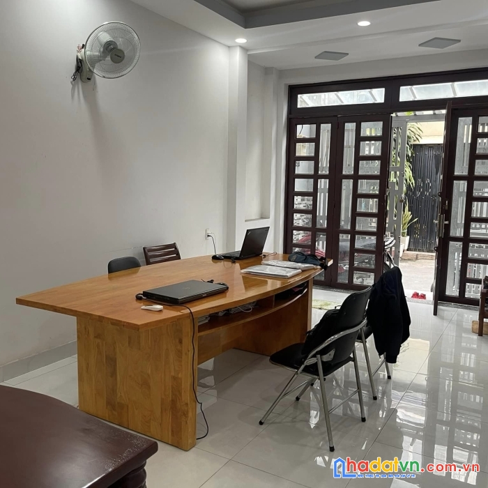 Bán nhà hxh lý thường kiệt, giáp q10, 70m2, 3 lầu, 3pn, 11 tỷ