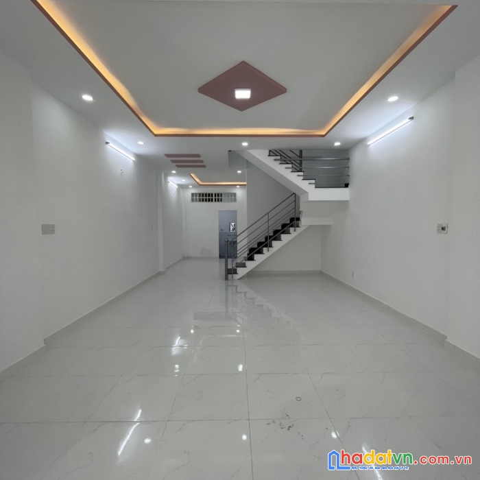 1 sẹc gần mt tân kỳ tân quý ngang 5m 79m2 chỉ 5 tỷ tl