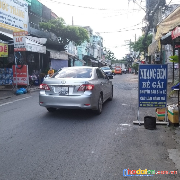 Mặt tiền đường miếu bình đông. bình tân.