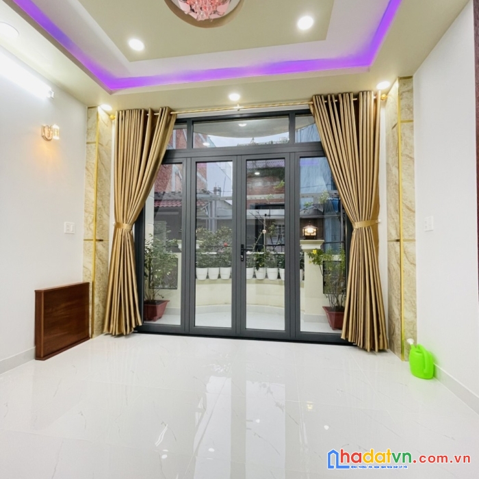 Nhà đẹp tân phú, 4x10, 4 tầng. giá 5.25 tỷ