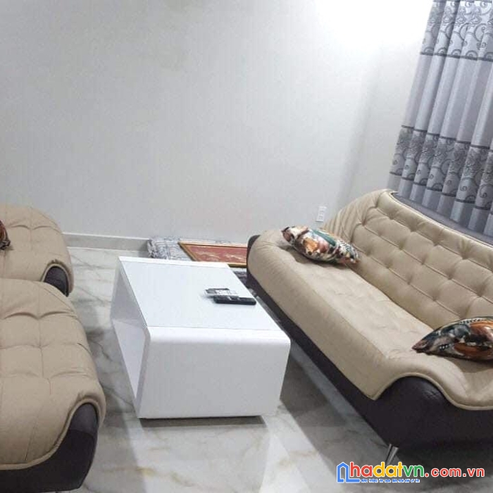 Nhà đẹp xịn giữa lòng quận 7, 4 tầng. 5 x 13. xe hơi vi vu. 9 tỷ hơn