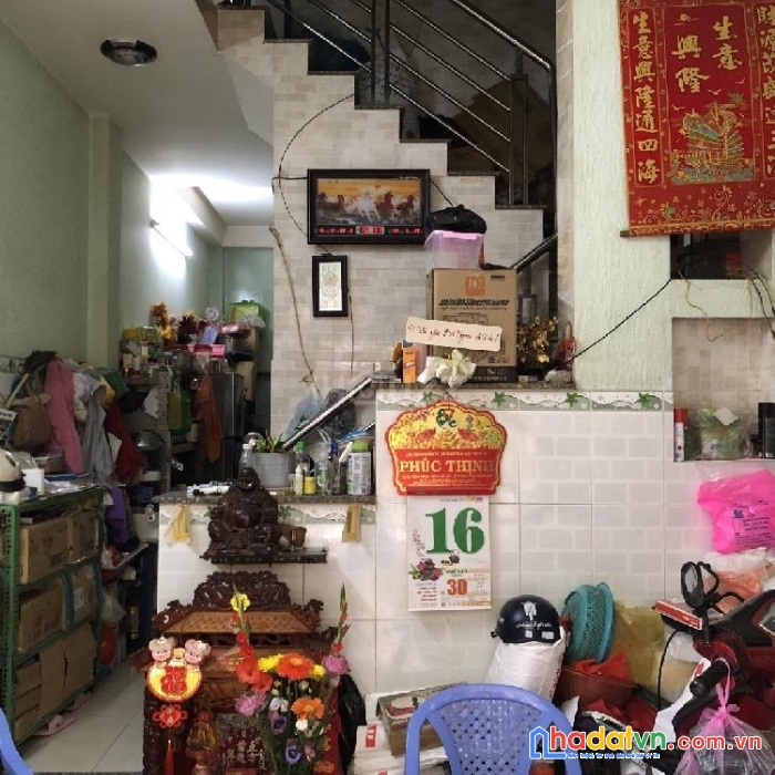 Chủ kẹt tiền bán gấp nhà 4 tầng hẻm xe hơi nguyễn chí thanh
