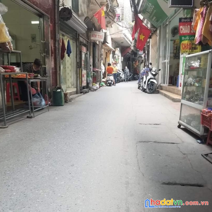 Bán nhà mặt ngõ 158 ngọc  hà ba đình bán đất tặng nhà. dt52m2, 2tầng, mt4.3 m.