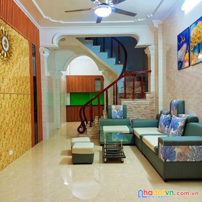 Nhà đẹp ngõ 924 nguyễn khoái, quận hoàng mai, 36m, 4t, mt 4m, giá 3.1 tỷ. lh 0979210257