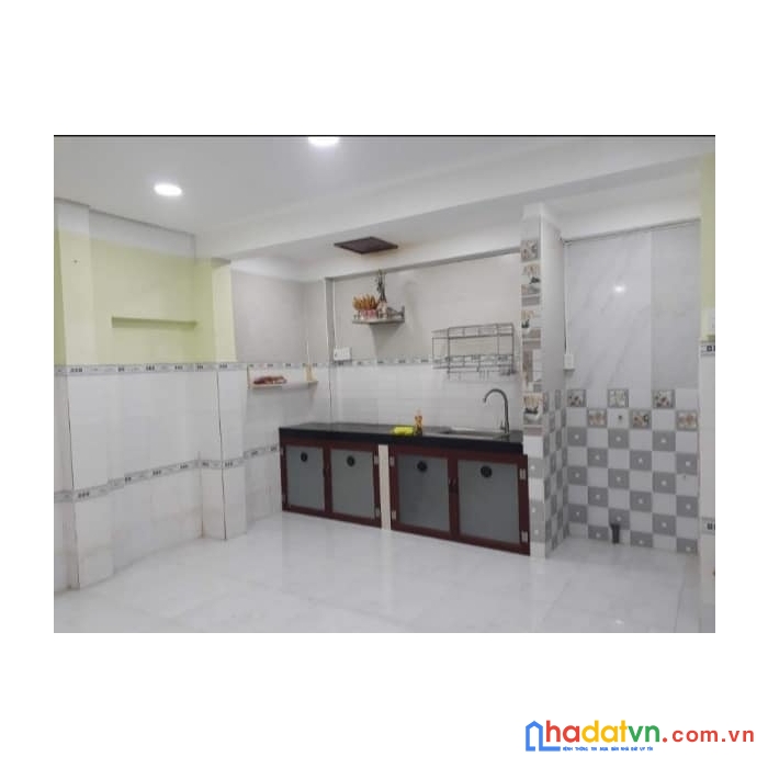Tân phú, nhà vuông vức, 5x5 m, đường tân kỳ tân quý, hẻm 4m sát mặt tiền đường, 1 trệt 2 lầu giá