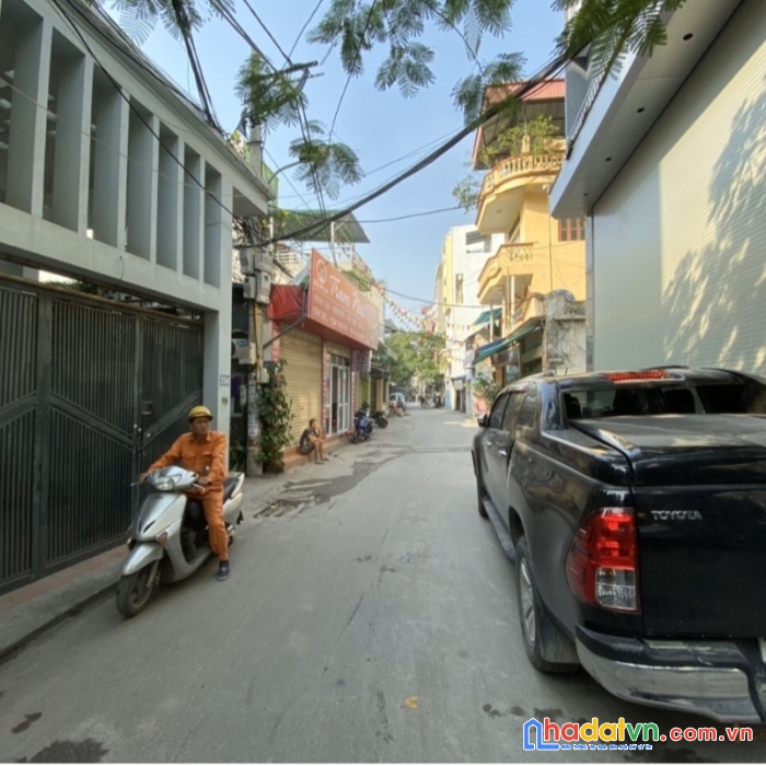 Bán nhà mới đẹp lung linh 45m2, nhỉnh 3 tỷ, lô góc, siêu đẹp, nguyễn an ninh ,hoàng mai,