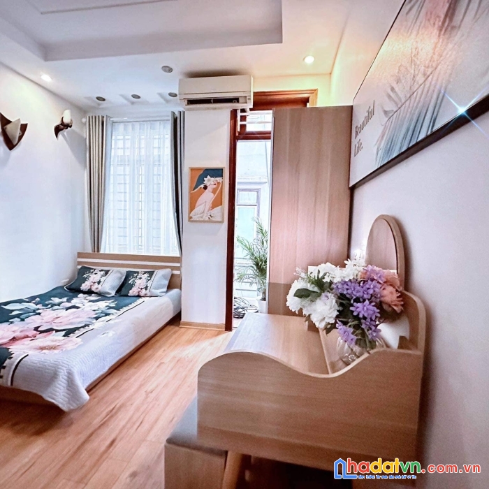 Bán ngay nhà đẹp siêu hiếm phố đình thôn ngay giữa trung tâm từ liêm  khu vực vip nhiều người tìm