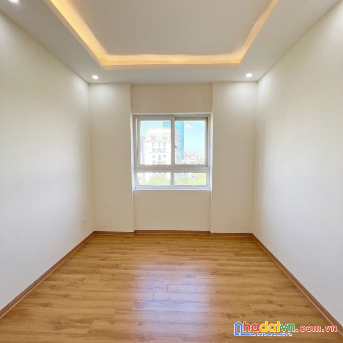 Chủ cần bán căn hộ cccc 137 nguyễn ngọc vũ cầu giấy 77m2 tầng 7 giá 3.1 tỷ.