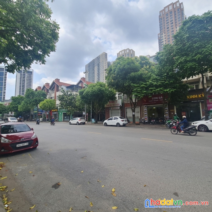 Worldcup  đến rồi chủ quyết bán 50 m - 5  tỷ 95  pl lk  kđt văn khê , 3  bước tố hữu lê