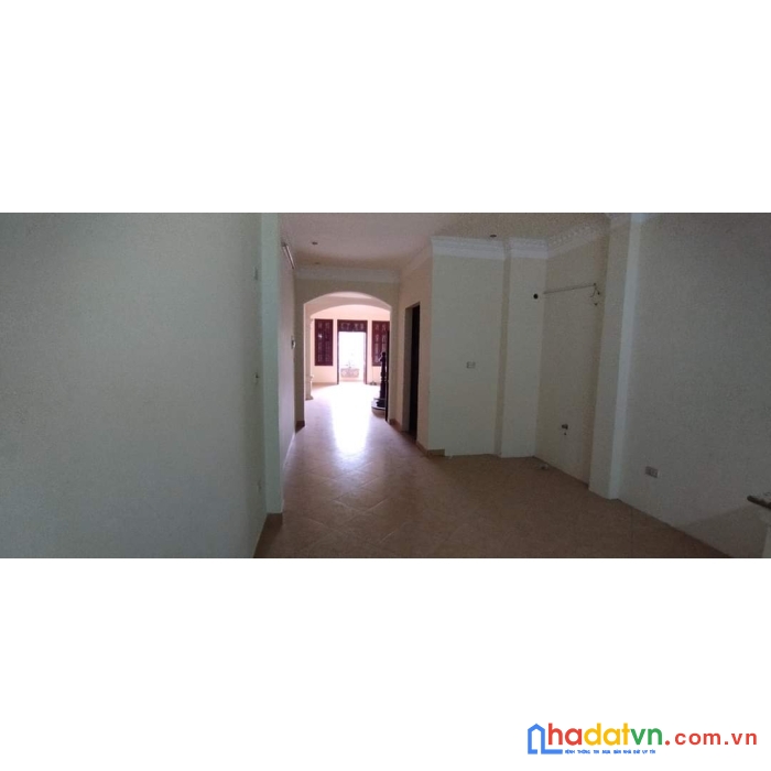 626 bưởi. cho thuê nhà cách phố 5m, 30m, 3 tầng _ 8 triệu