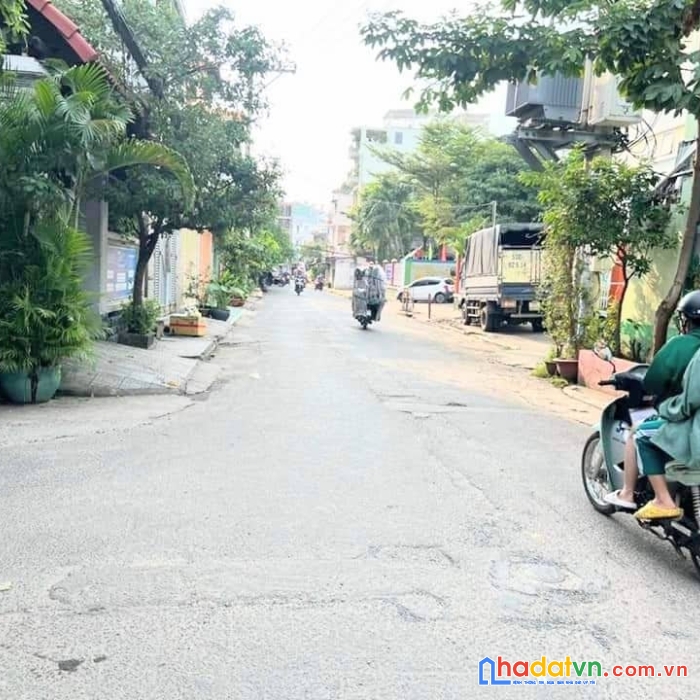 Bán nhà khu vip nguyễn kiệm – gò vấp, xe hơi tránh, 42m2, 4 tầng, giá sốc 5.9 tỷ!
